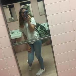 Meet your Posher, Lillian